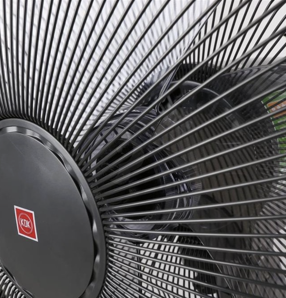Quạt đứng KDK P41U (BK)