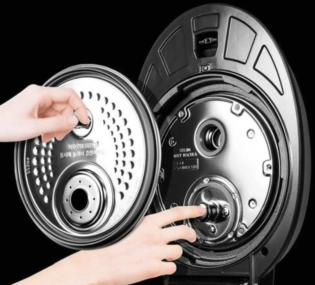 Nồi cơm điện cao tần áp suất Cuckoo CRP-JHR1060FD
