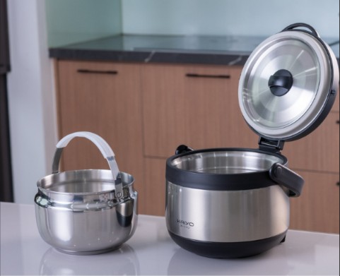 Nồi ủ chân không Kaiyo màu Inox 3 lít KTC-3895