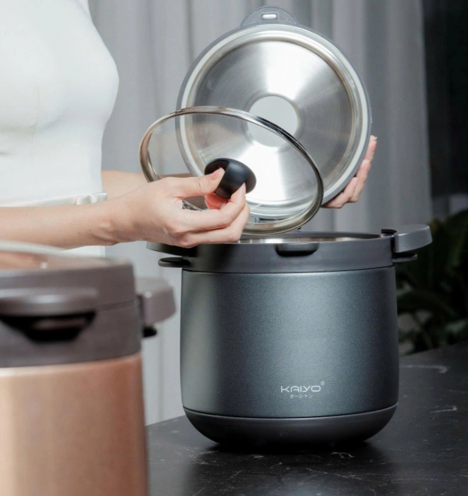 Nồi ủ chân không 2 tay cầm Kitchen Mate Kaiyo, dung tích 4,5L, màu ghi KTC-6902