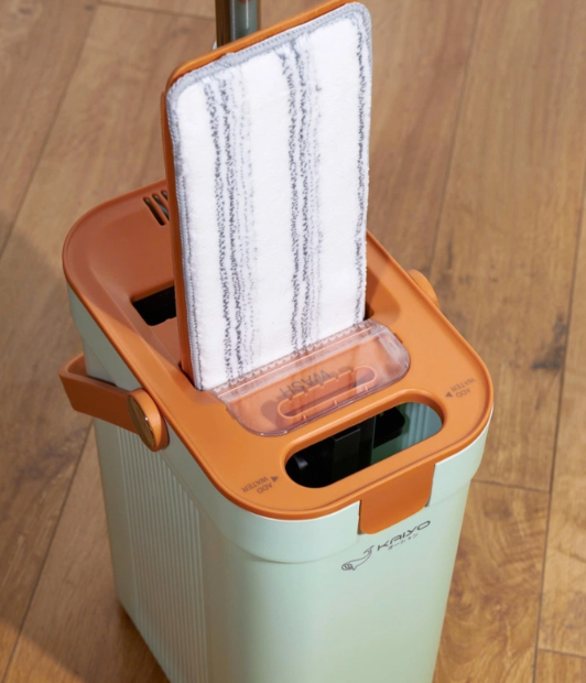 Cây lau nhà chữ nhật tách nước bẩn Kaiyo màu xanh mint KMP-8074