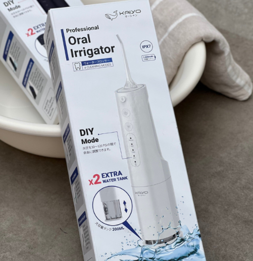 Máy tăm nước Extra Water tank 4 chế độ Kaiyo màu trắng KOR-4014