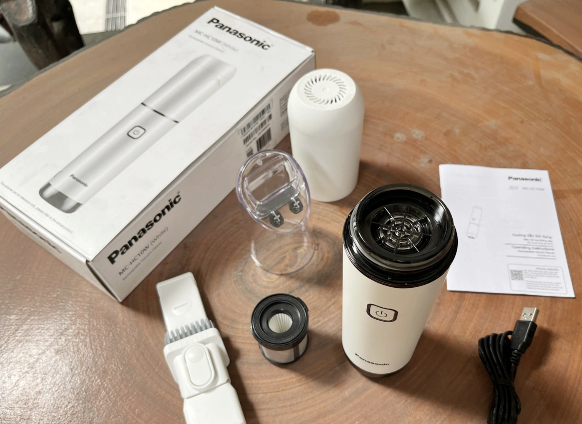 Máy Hút Bụi Không Dây Mini Panasonic MC-HC10WN46 